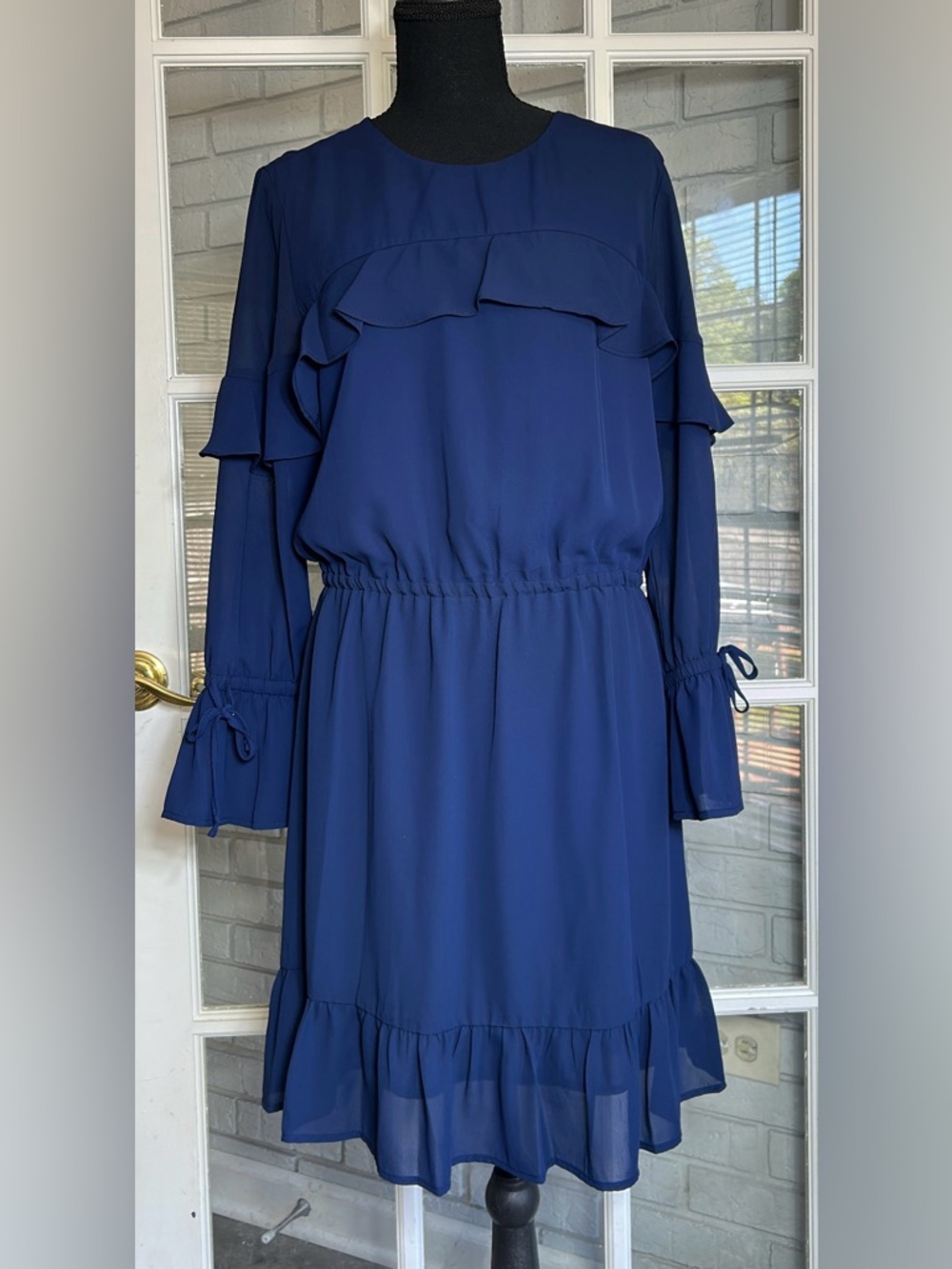 Michael Kors Dress Knee Length Medium Women’s Blue Chiffon Ruffle Long Sleeve
